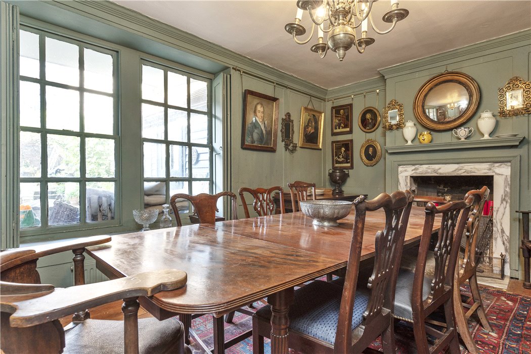 A 1700s London Townhouse Is For Sale And The Pictures Are Stunning   Terretts Place 2 